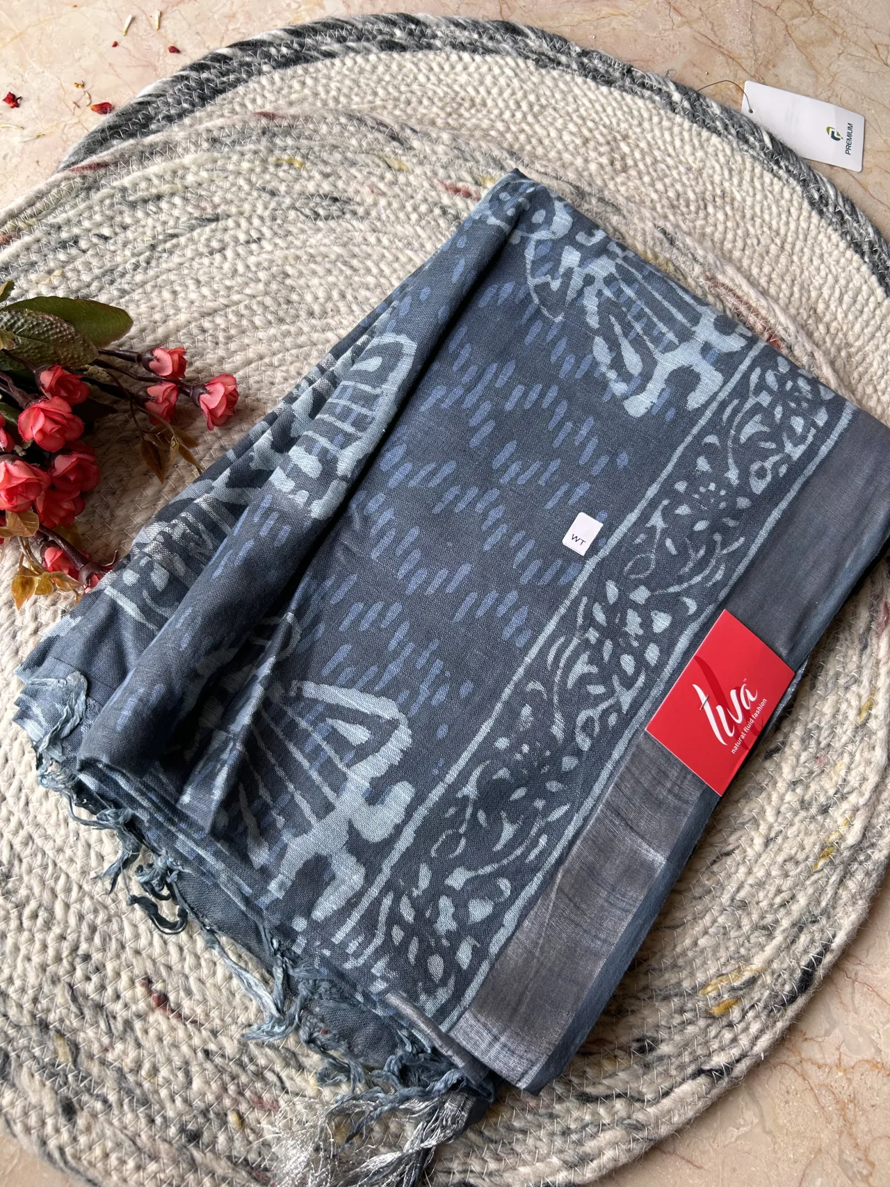 Linen saree with Batik print