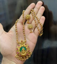 Chain pendant set view 1