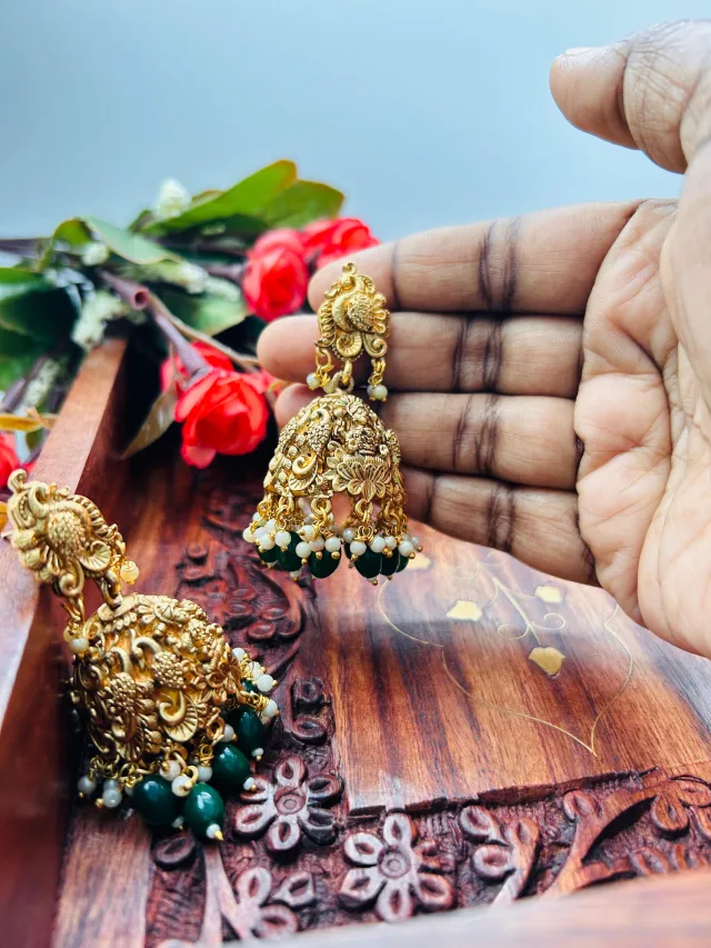 Bridal jhumka
